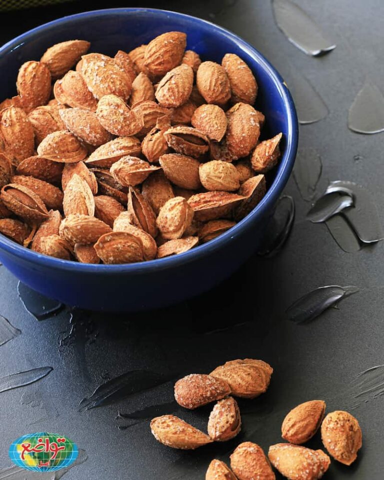 بادام پوست کاغذی شور