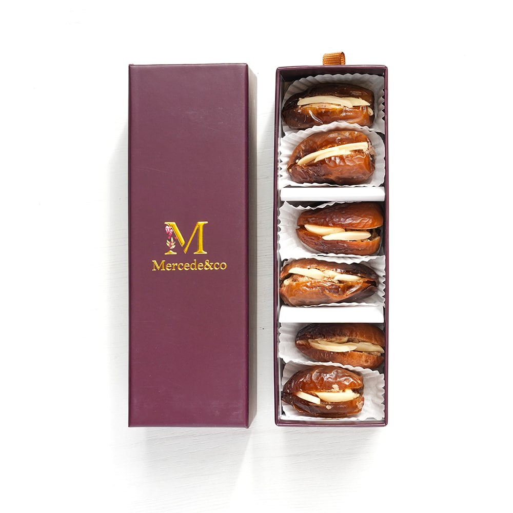 خرما مغزدار بادام