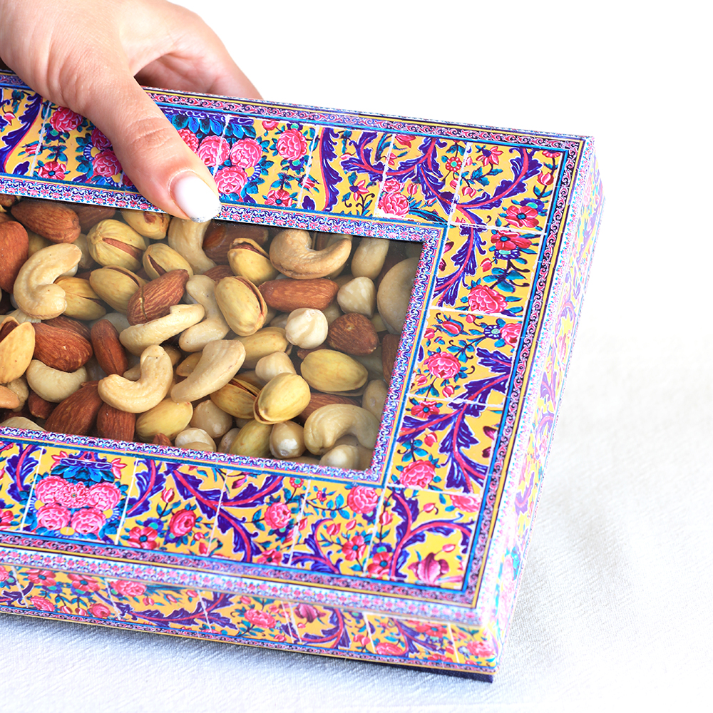 جعبه مینا ویترین دار