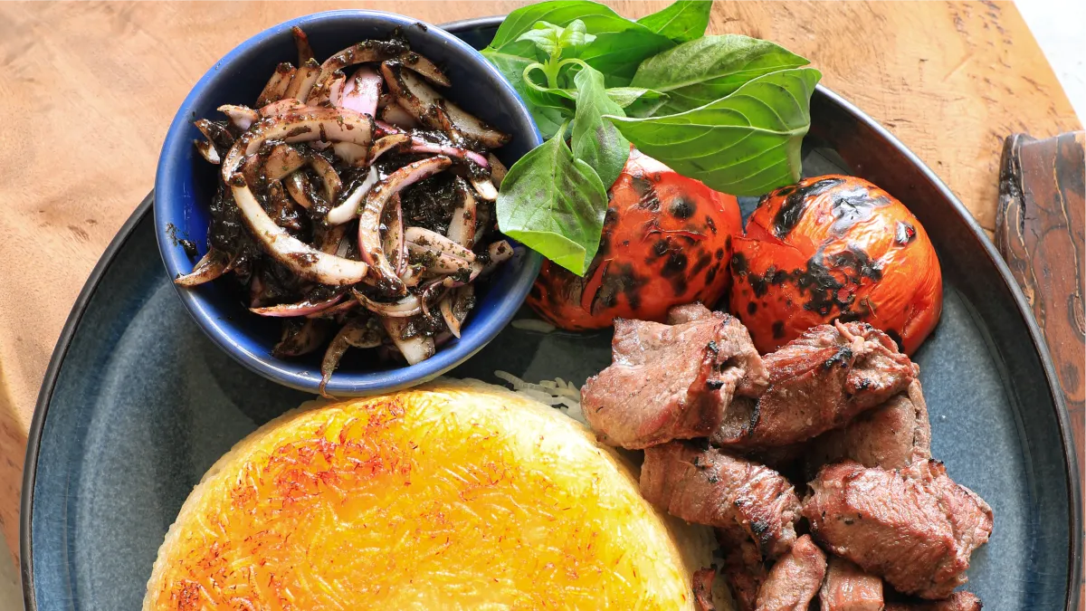 طرز تهیه پیاز پرورده خانگی ساده و خوشمزه